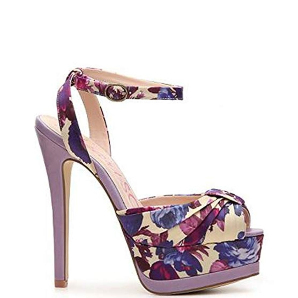 HeartSoul Tito Floral Print Sandal Size 8.5